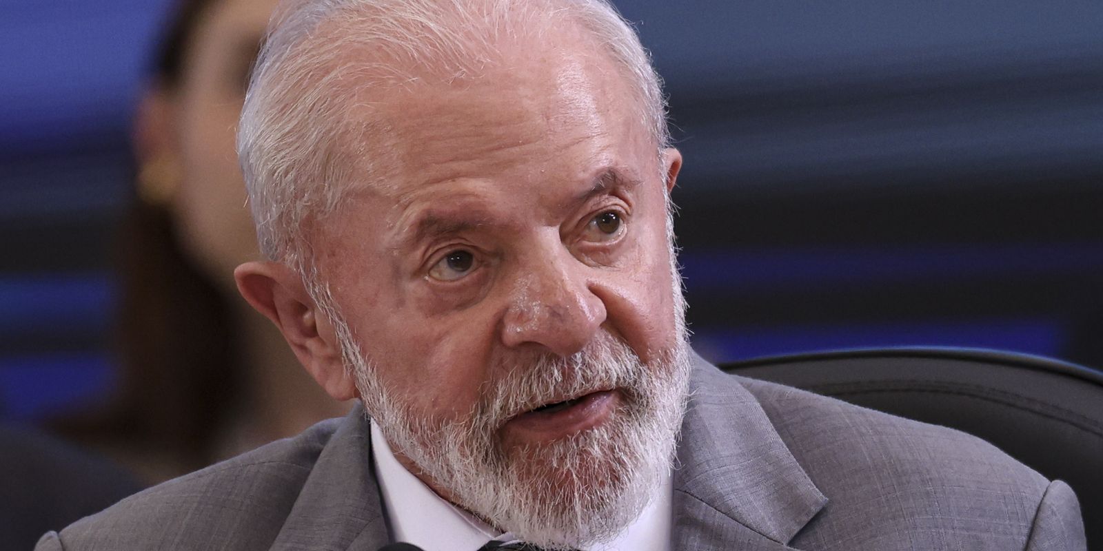 Lula anuncia edital para obra do túnel Santos-Guarujá